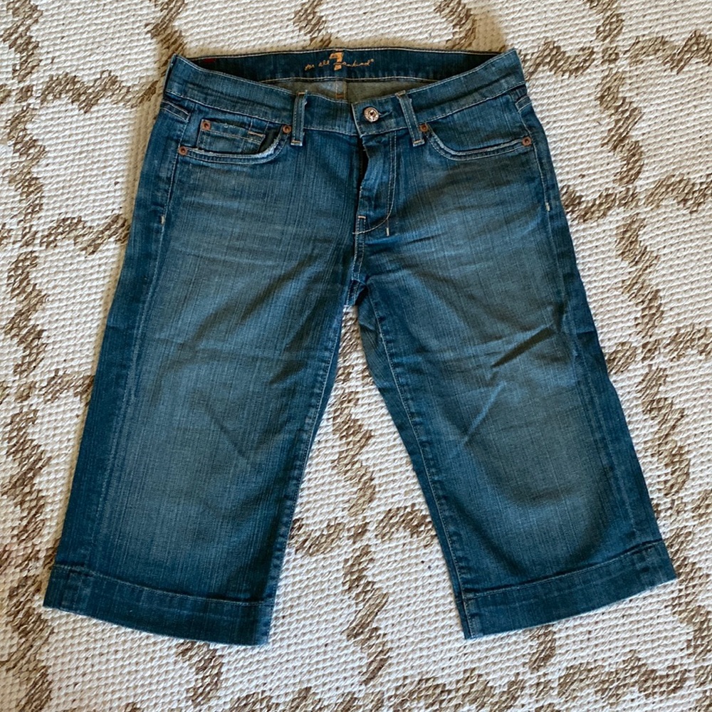 7 for all mankind cropped denim. Size 27.
